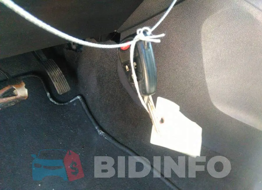 1C4NJDEB2HD106443 Photo# 11
