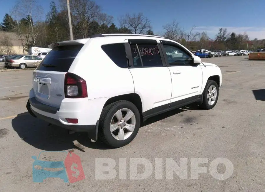 1C4NJDEB2HD106443 Photo# 4