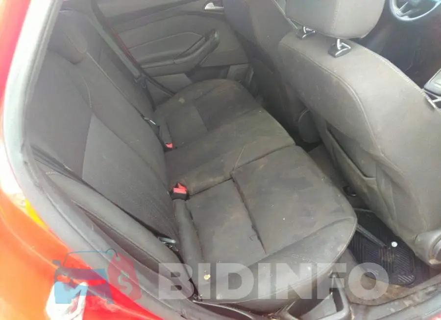 1FADP3K2XFL245091 Photo# 8