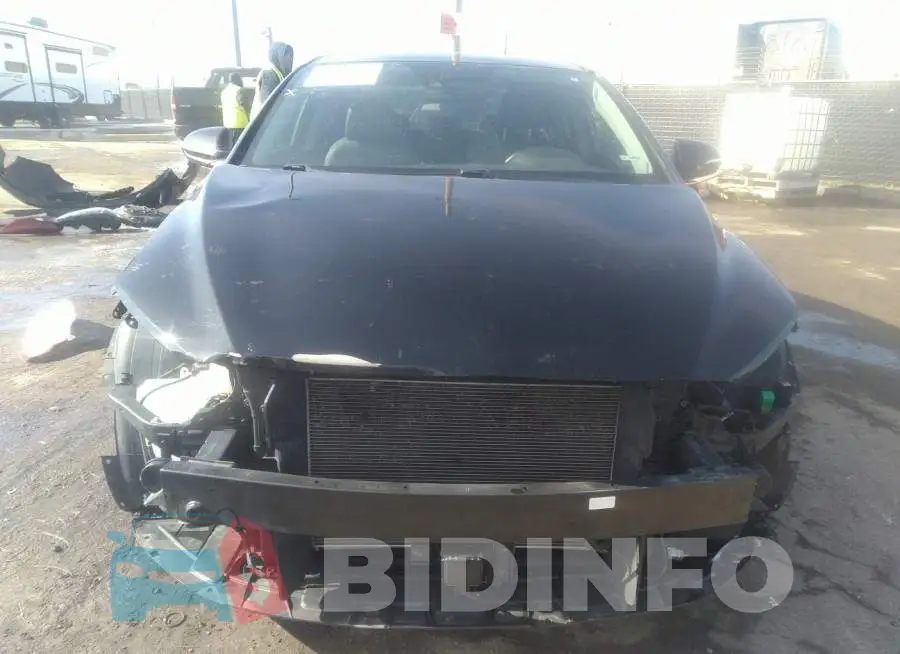 KMHD84LF7HU156392 Photo# 6