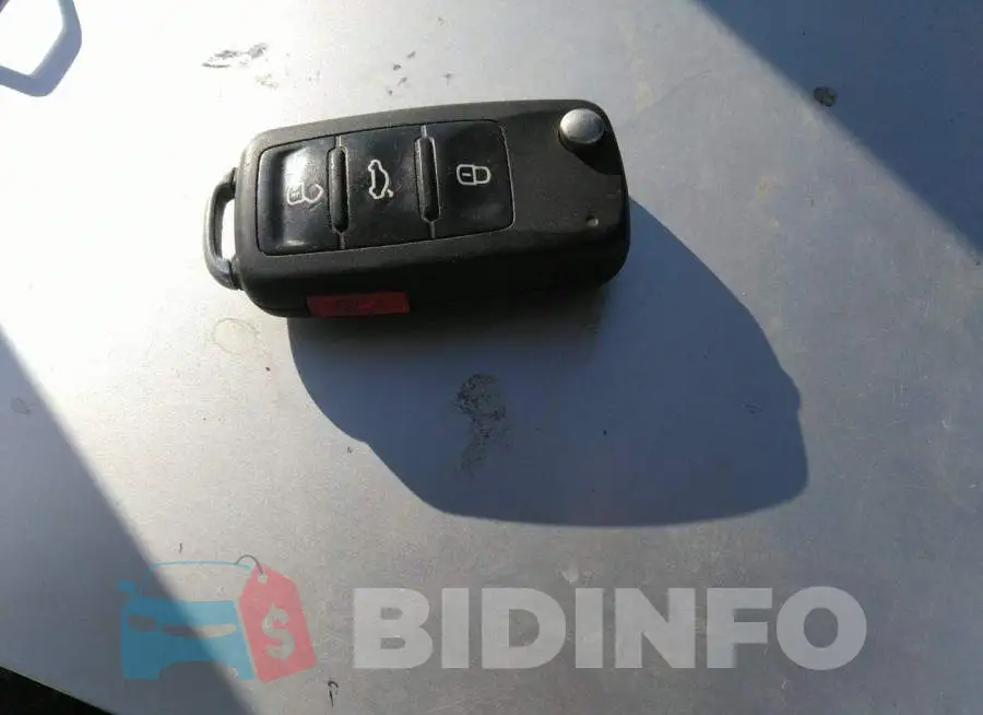 1VWBS7A32FC057521 Photo# 11