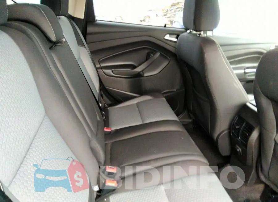 1FMCU9G9XHUD30108 Photo# 8