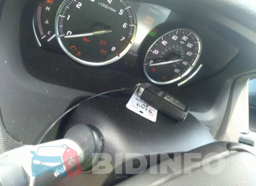 19UUB2F56GA004599 Photo# 11