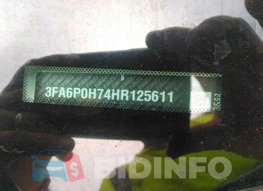 3FA6P0H74HR125611 Photo# 9