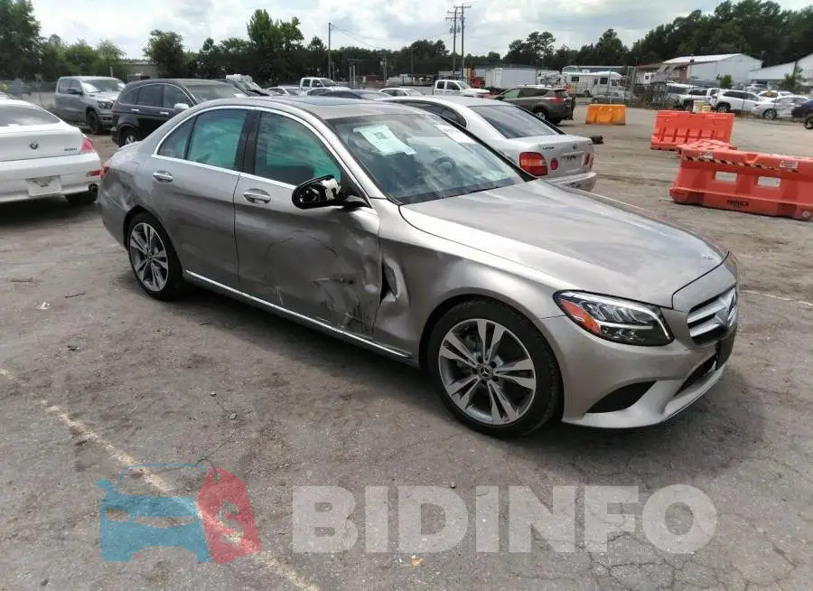 55SWF8DB9KU315269 Photo# 1
