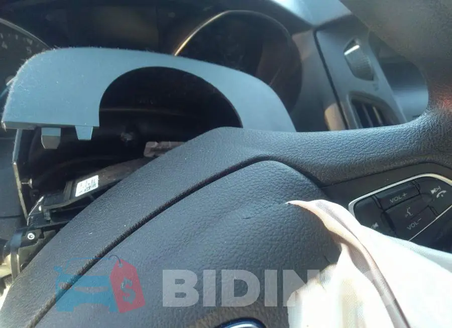 1FADP3F28JL227630 Photo# 7