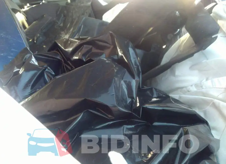 1FADP3F28JL227630 Photo# 5