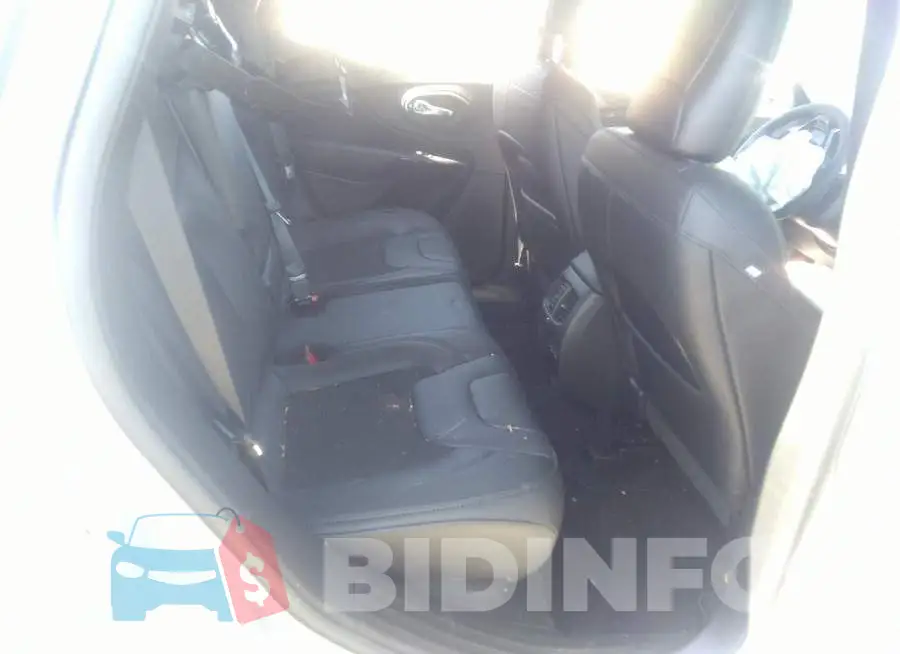 1C4PJMLB3MD240416 Photo# 8