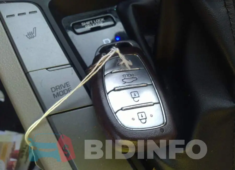 KMHD84LFXJU654317 Photo# 11