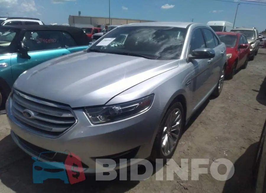 1FAHP2F88FG137765 Photo# 2