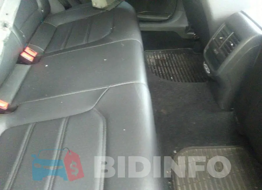 1VWSA7A38MC004886 Photo# 8
