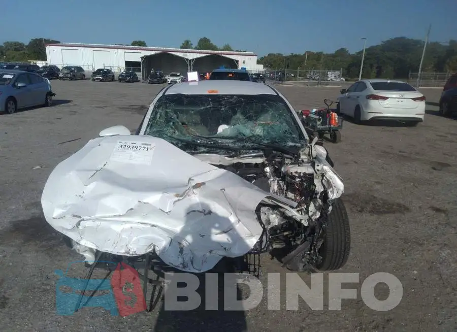 KNAGM4A79F5626502 Photo# 6
