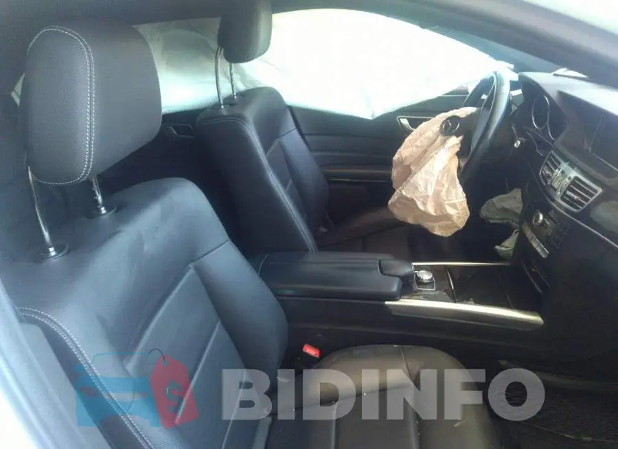 WDDHF5KB8FB098212 Photo# 5