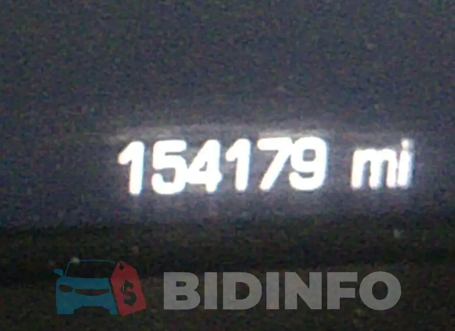 1GCHTDE36G1175720 Photo# 7