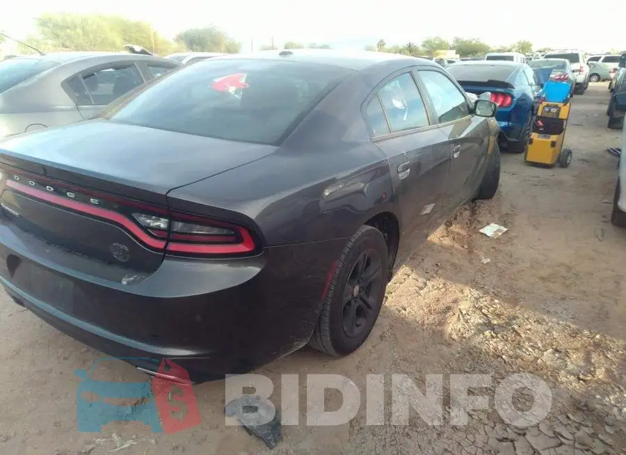 2C3CDXBGXKH696244 Photo# 4