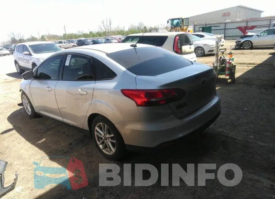 1FADP3F23GL284195 Photo# 3
