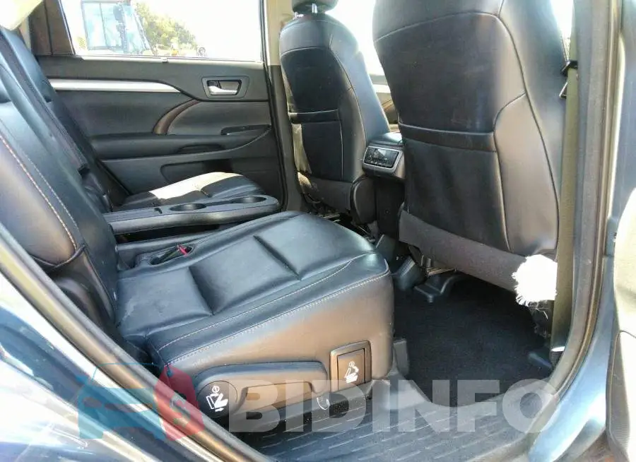 5TDJKRFH6FS110976 Photo# 8