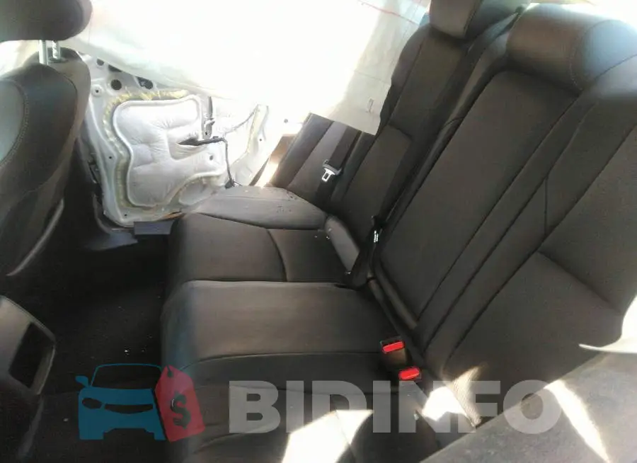 1HGCV1F36KA054472 Photo# 8