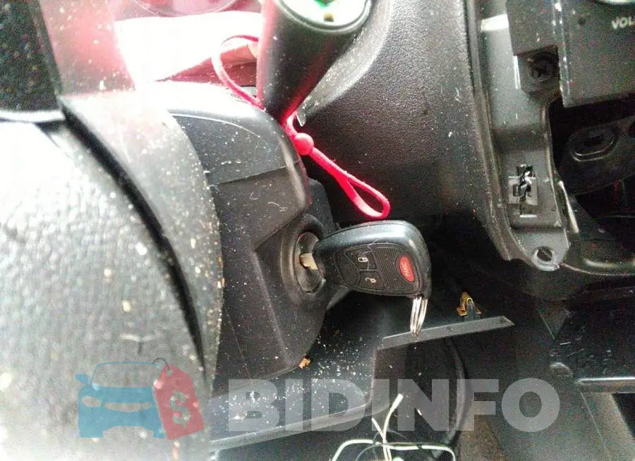 1C4NJCBA0HD123862 Photo# 11