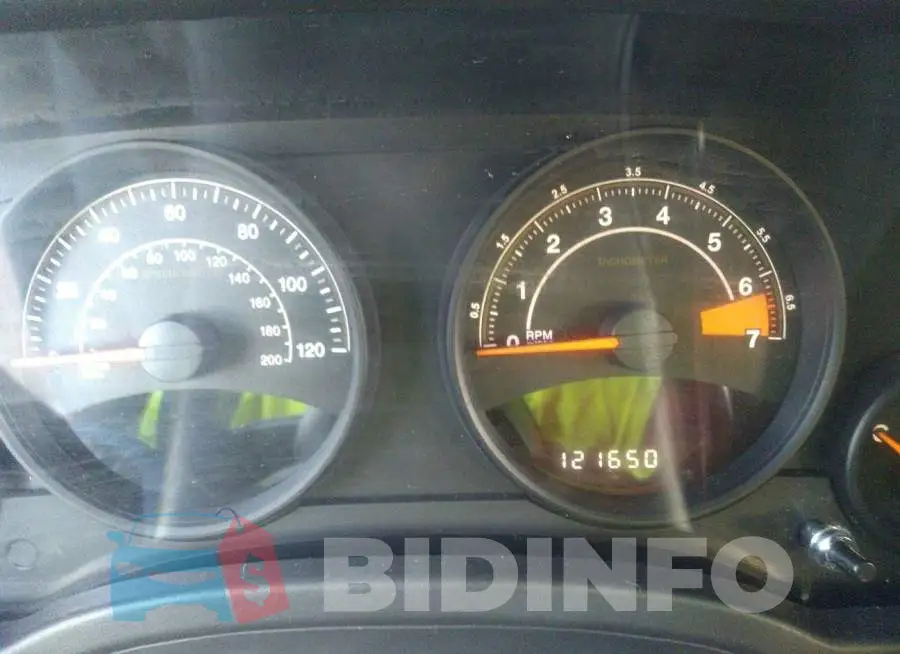 1C4NJPFB6HD182814 Photo# 7