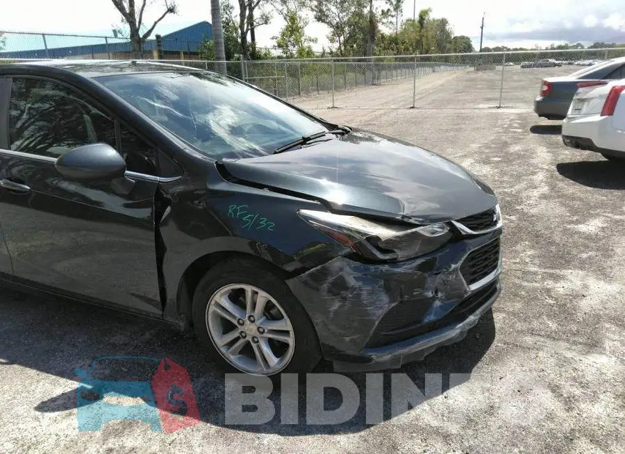 1G1BE5SMXJ7129162 Photo# 5