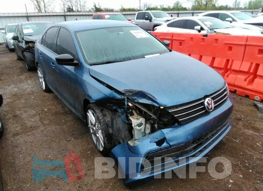 3VWD17AJ8FM283166 Photo# 1