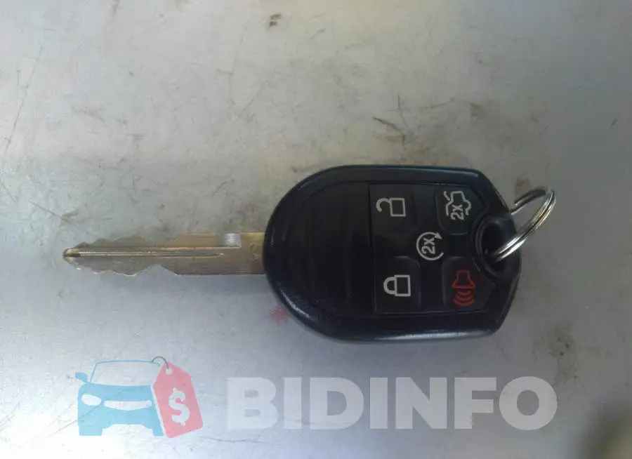 1FAHP2E88FG148492 Photo# 11