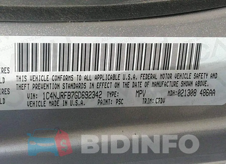 1C4NJRFB7GD692342 Photo# 9