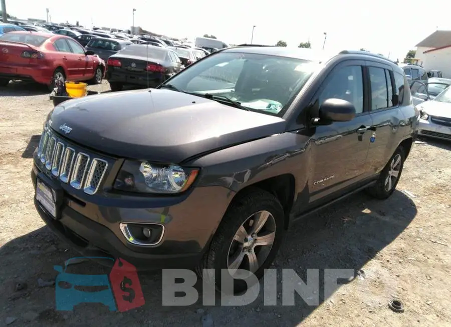1C4NJDEB2GD654098 Photo# 2