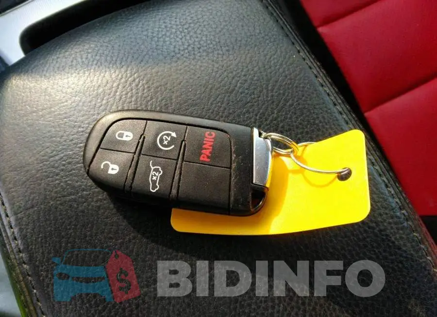 1C4RJEJG8JC239177 Photo# 11