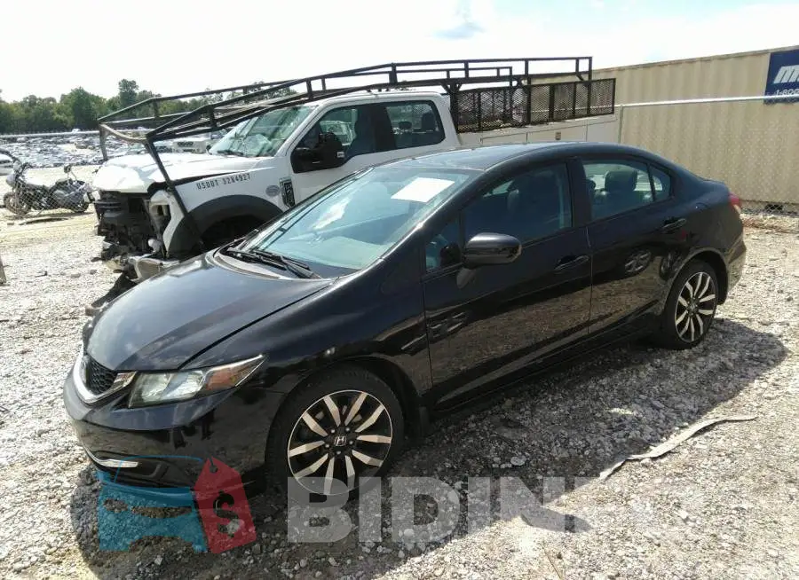 19XFB2F77FE101394 Photo# 2