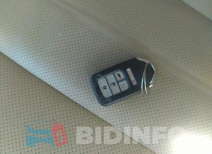 2HKRW2H83LH689325 Photo# 11