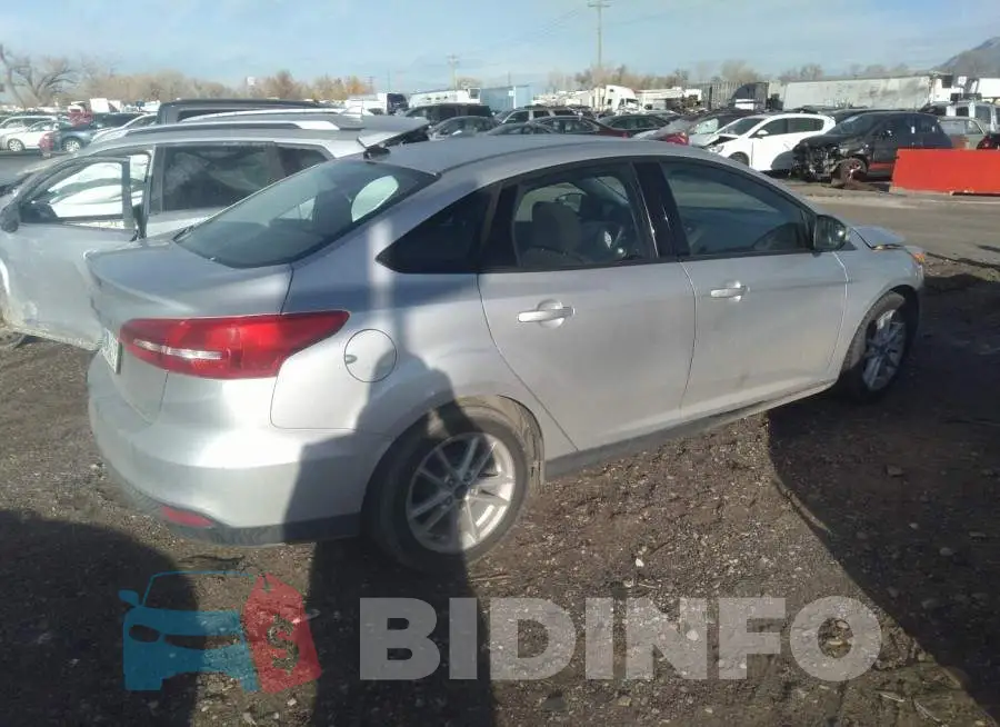 1FADP3F20GL290875 Photo# 4