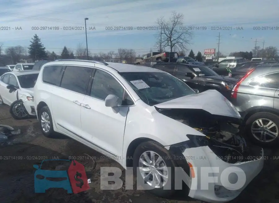 2C4RC1BGXJR294352 Photo# 1