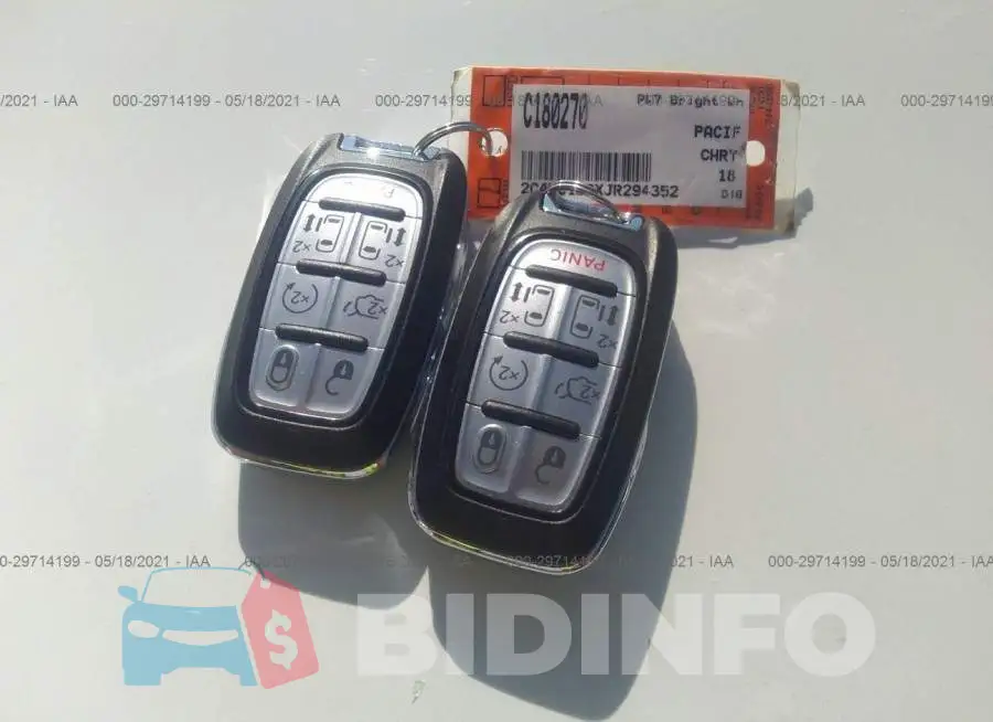 2C4RC1BGXJR294352 Photo# 11