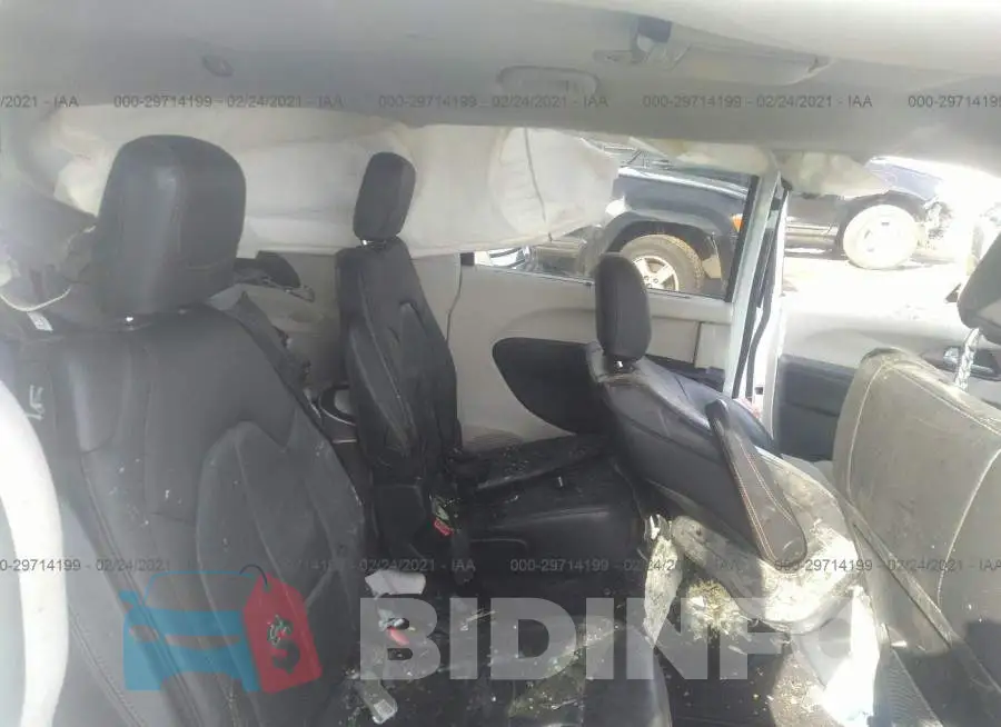 2C4RC1BGXJR294352 Photo# 8