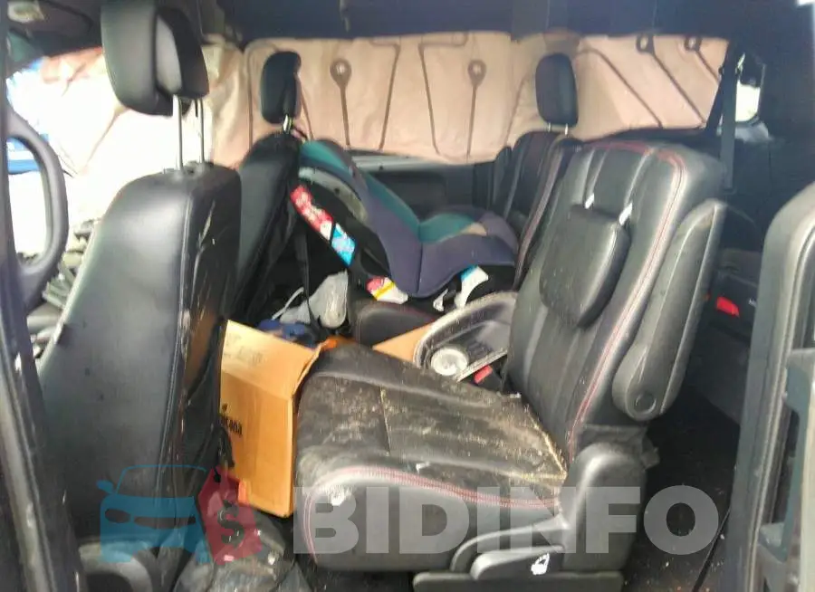 2C4RDGEG6GR192437 Photo# 8