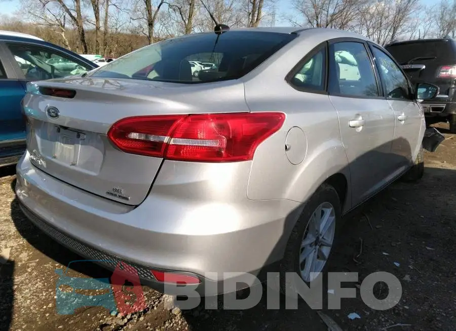 1FADP3F23FL217272 Photo# 4
