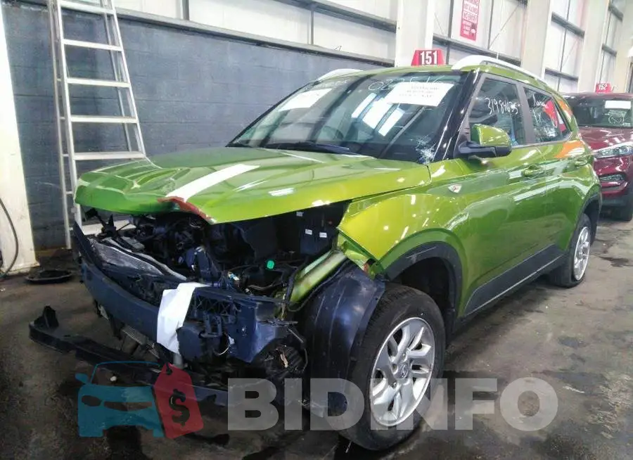 000RC8A32LU022516 Photo# 2