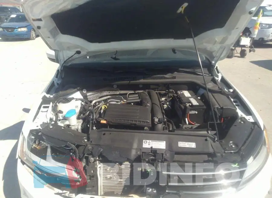 3VW167AJ2HM241289 Photo# 10