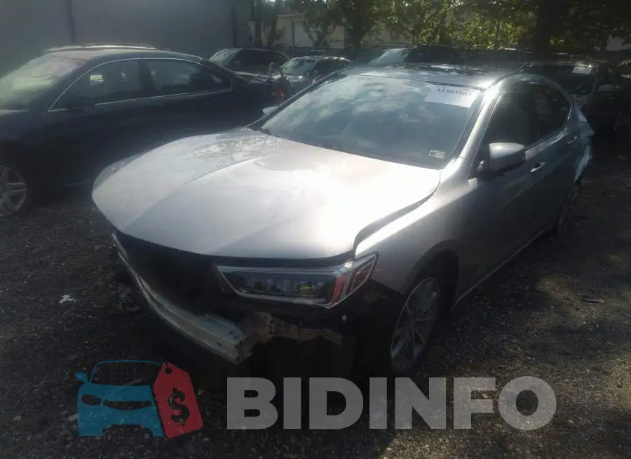 19UUB1F39JA002278 Photo# 2