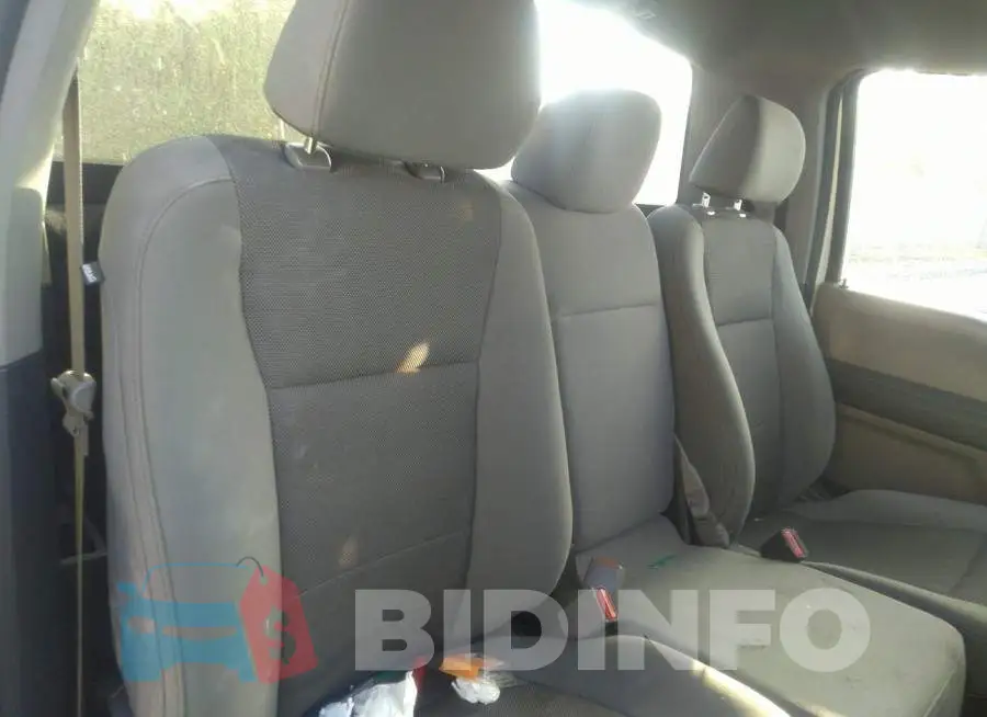 1FTNF1CGXGKE76029 Photo# 8