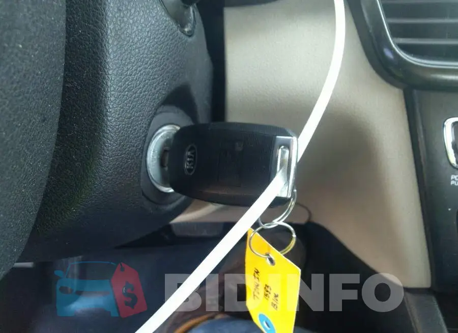 5XXGT4L37JG274038 Photo# 11