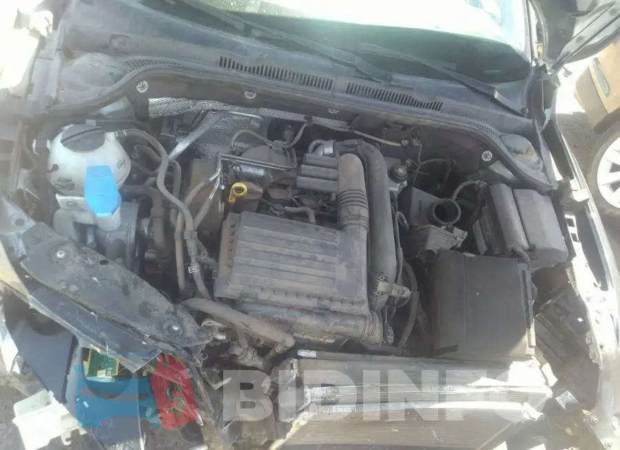 3VW167AJ5HM348899 Photo# 10
