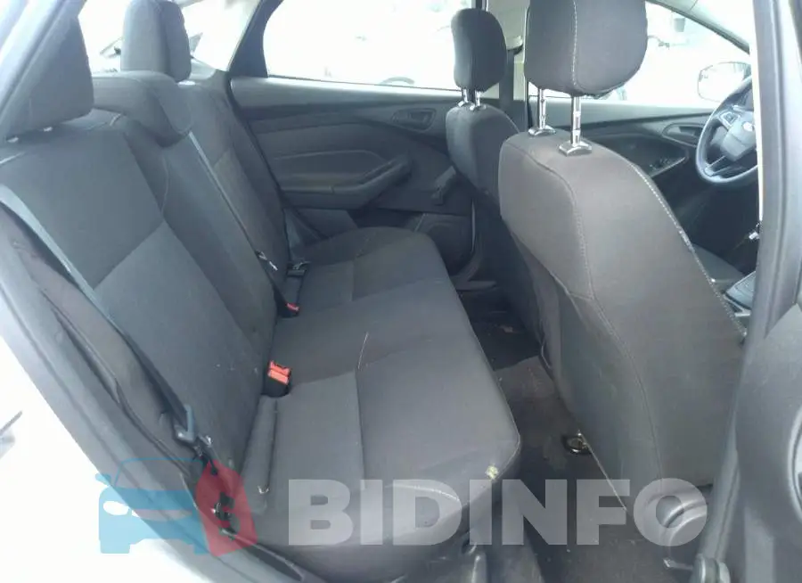 1FADP3E29JL251596 Photo# 8