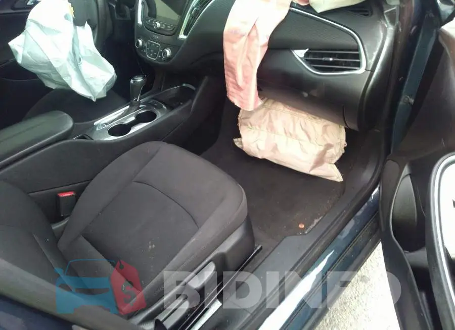 1G1ZD5ST3LF076306 Photo# 5