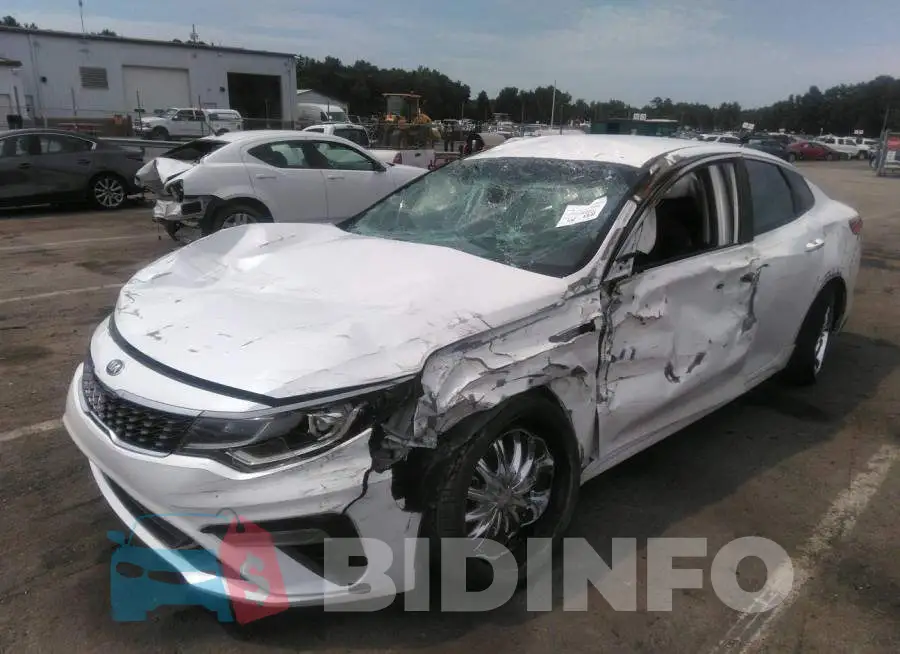 5XXGT4L38KG339982 Photo# 2