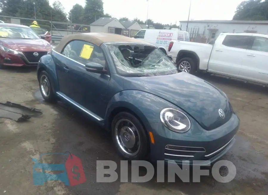 3VW5DAAT3JM503817 Photo# 1