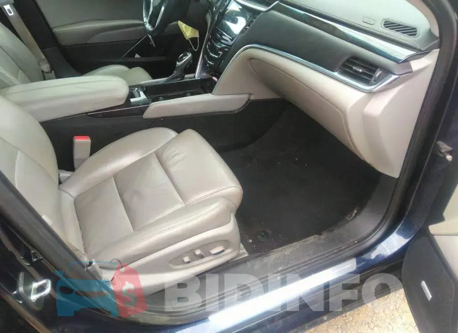 2G61M5S3XG9175856 Photo# 5