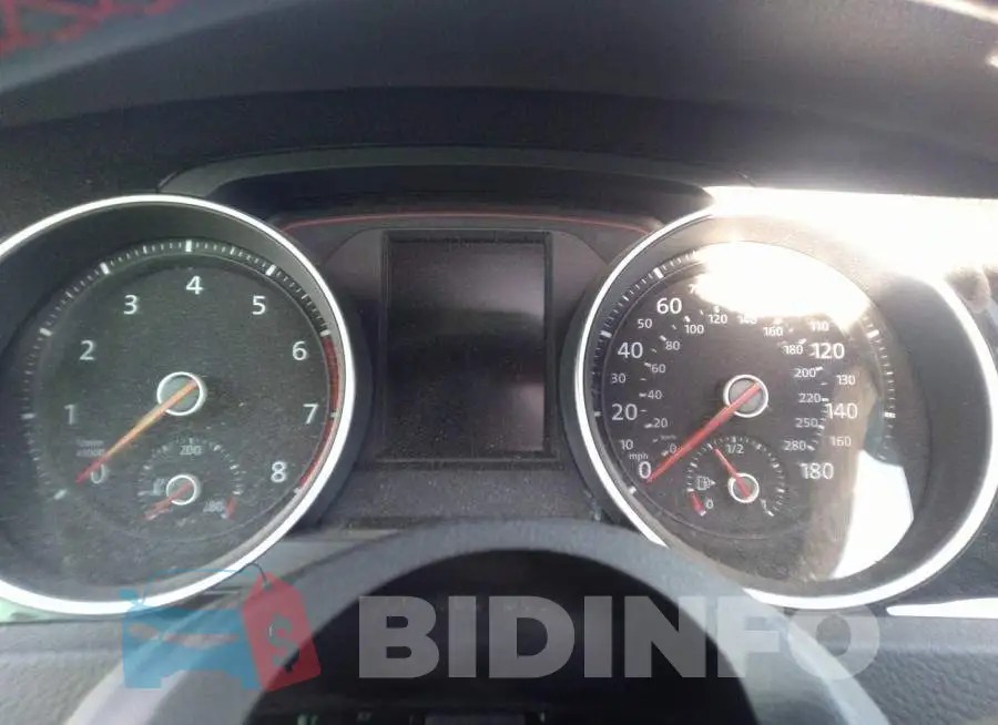 3VW5T7AU3KM032493 Photo# 7